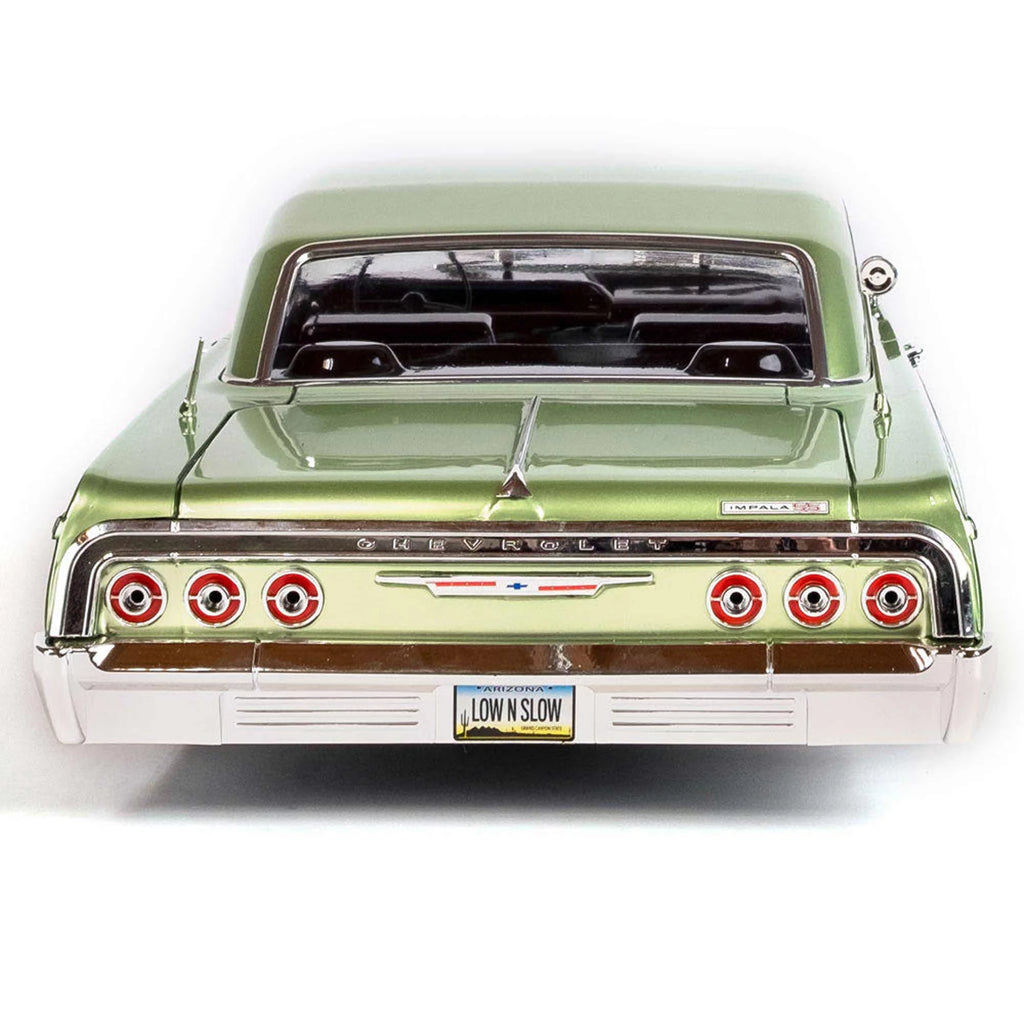 1/10 Chevrolet Impala Brushed 2 Wheel Drive Lowrider RTR Green Electric Car J834335