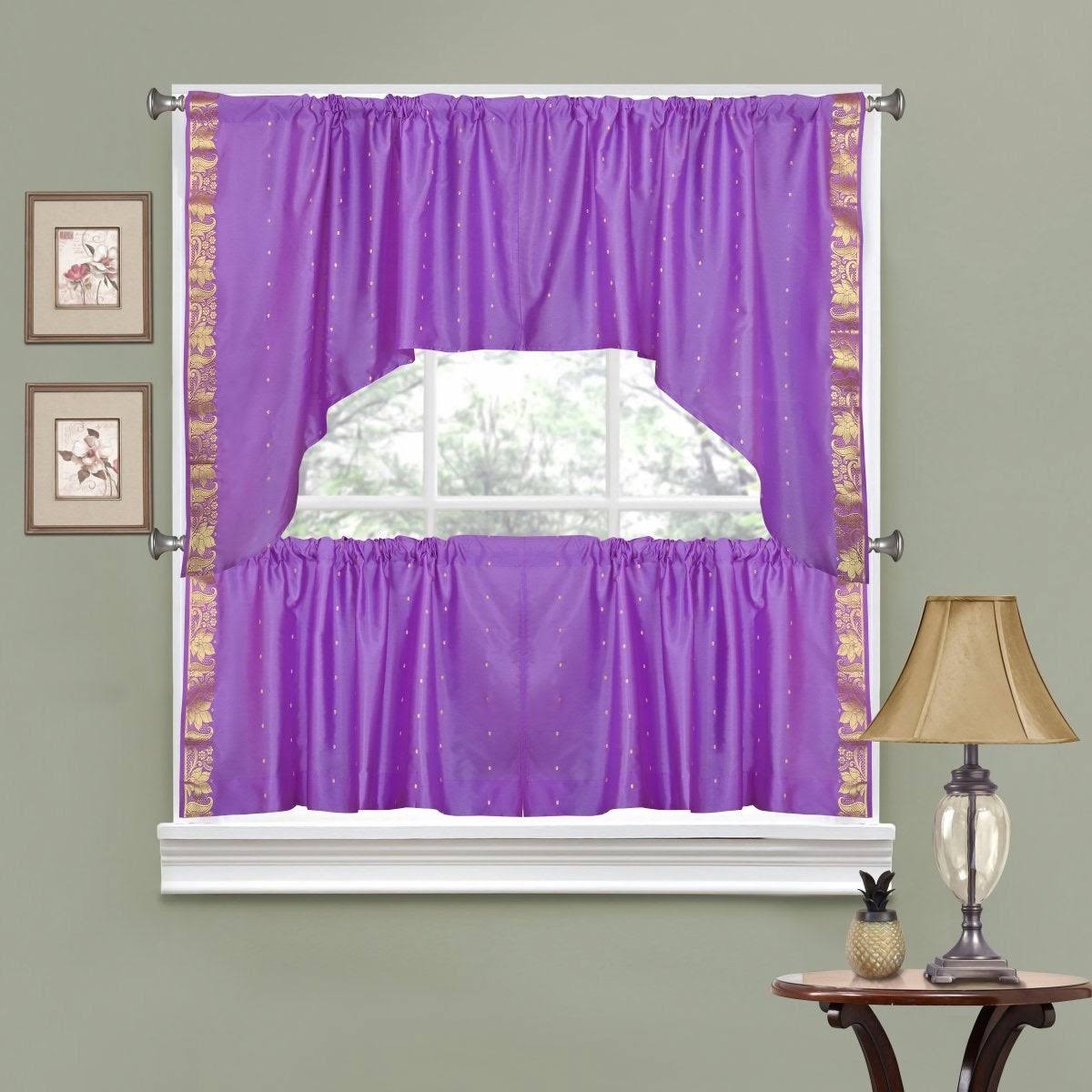Lavender Semi Sheer Cafe Tier and Valance 43 x 37 Inches Q889064
