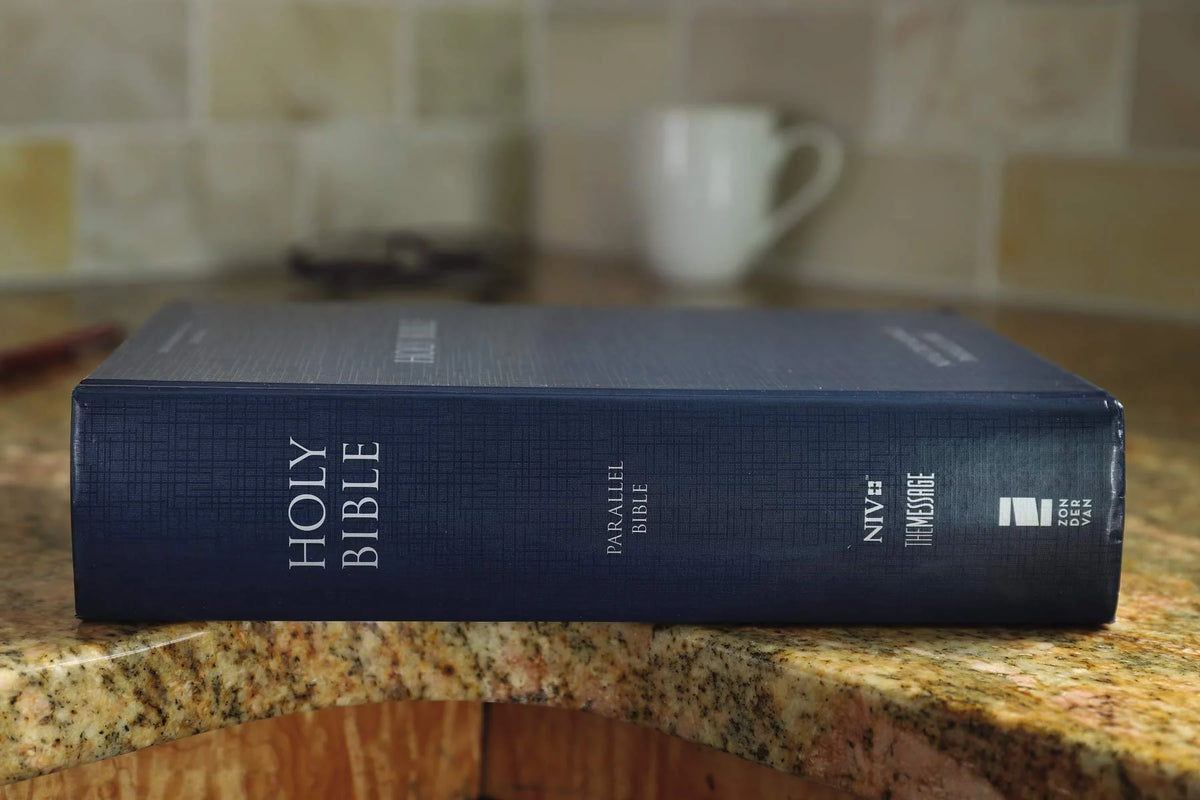 Large Print Side-By-Side Bible NIV/MS Hardcover C477582