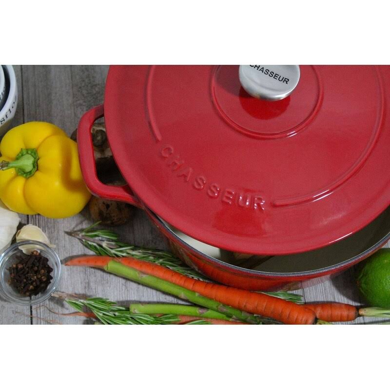5.5-Quart Red Enameled Cast Iron Round Dutch Oven Z4846