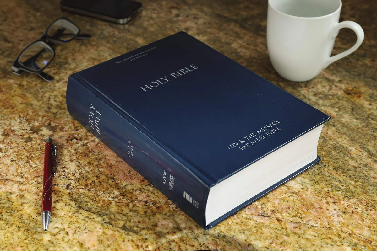 Large Print Side-By-Side Bible NIV/MS Hardcover C477582