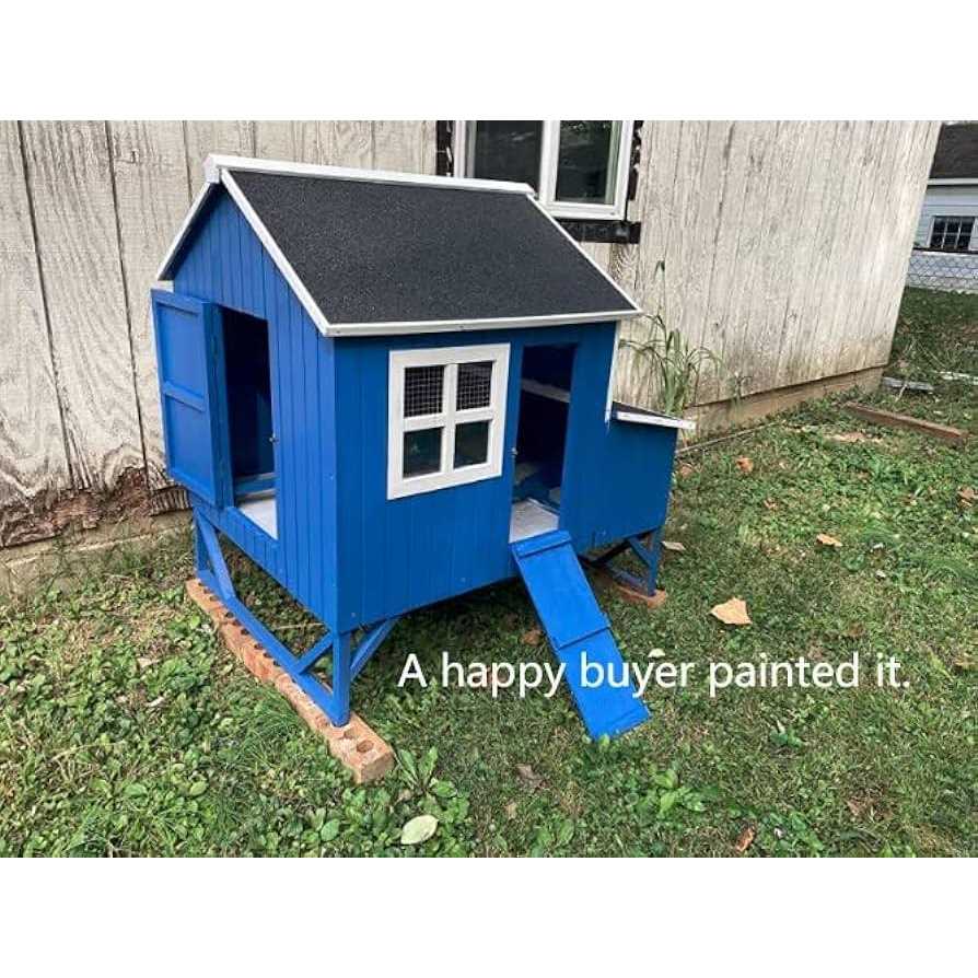 Large Wood Chicken Coop with 3 Nesting Box O907589