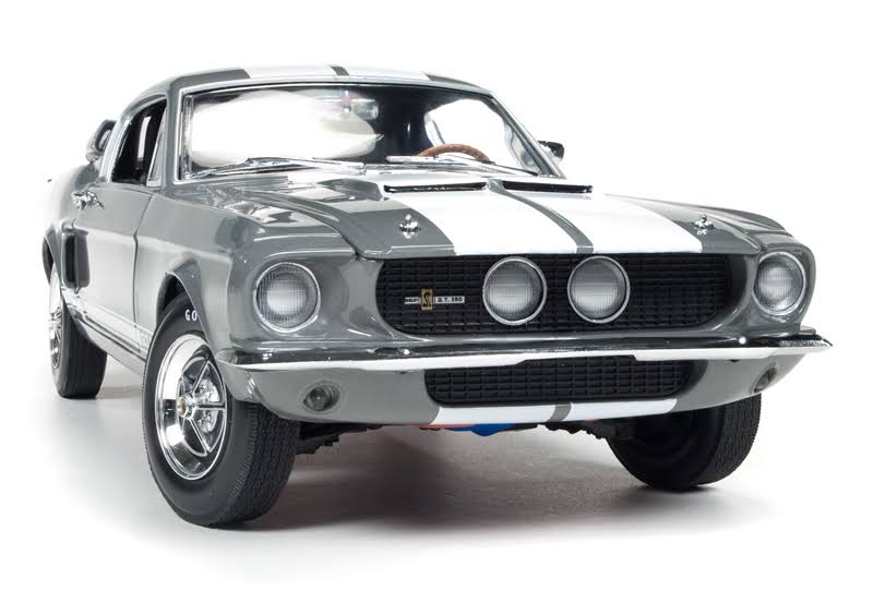 Medium Gray Metallic 1/18 Ford Shelby Mustang Gt-350 Z393