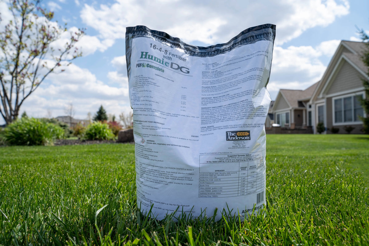 16-4-8 Lawn Fertilizer with Humic DG 5,000 sq.ft. J3900