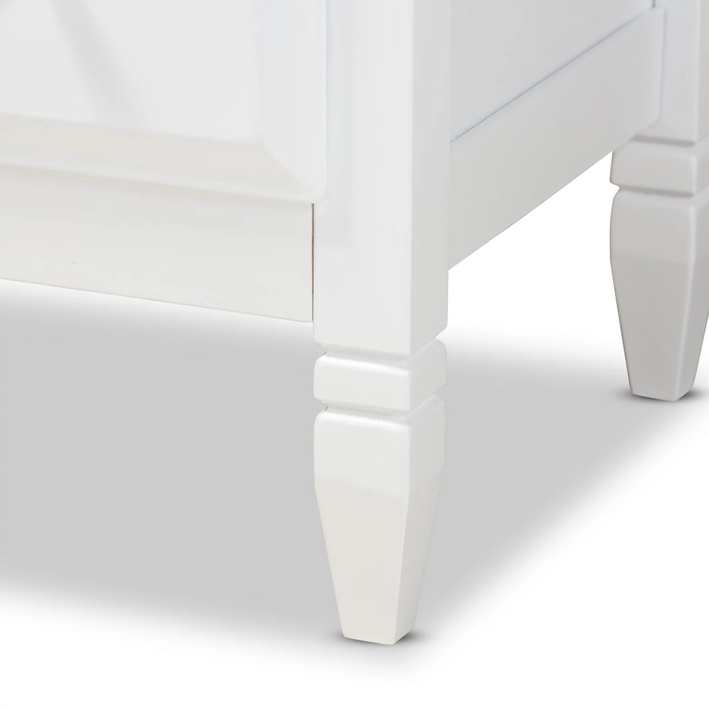 White 3-Drawer Wood Bedroom Chest D133