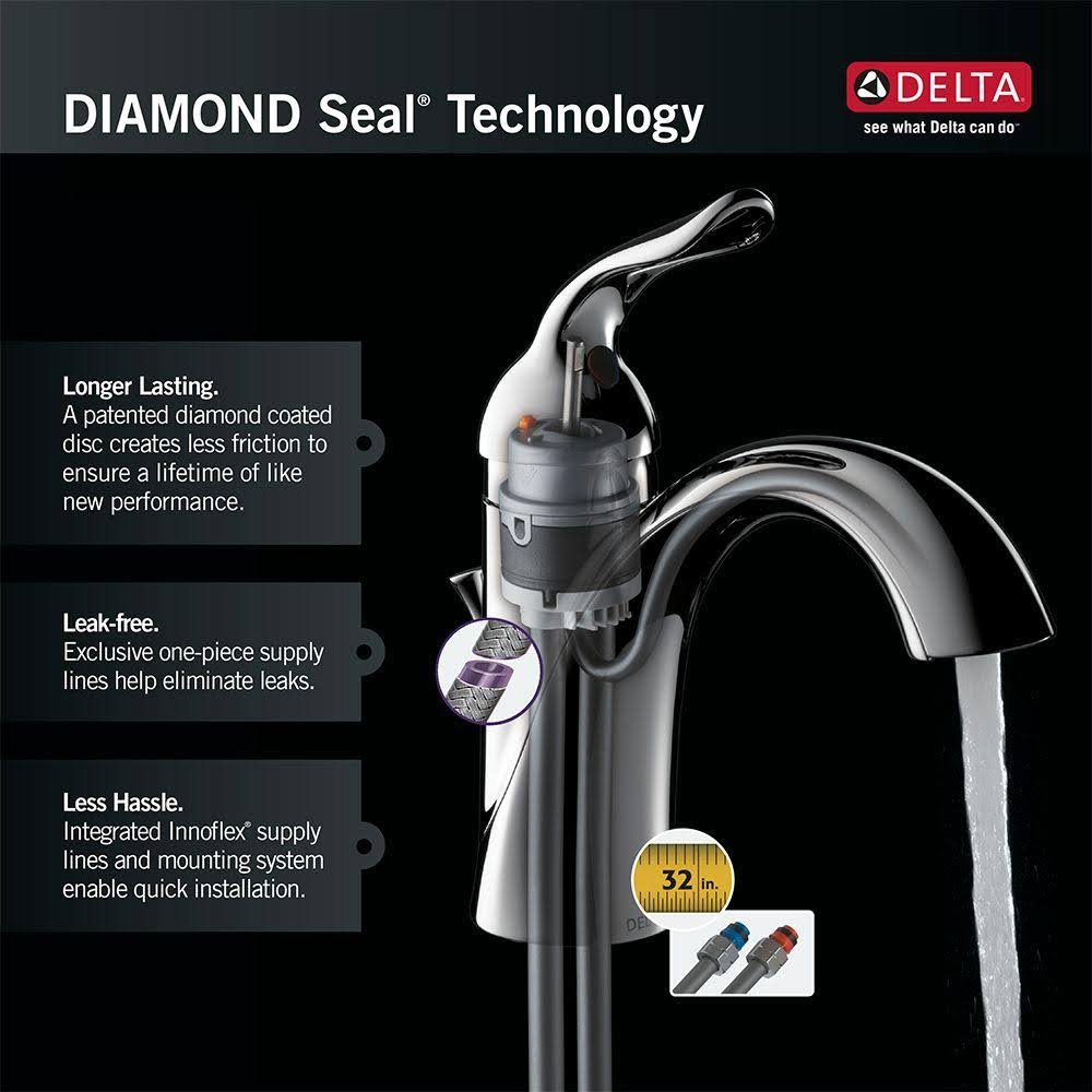 Chrome Single Handle Kitchen Faucet with Integral Spray I817