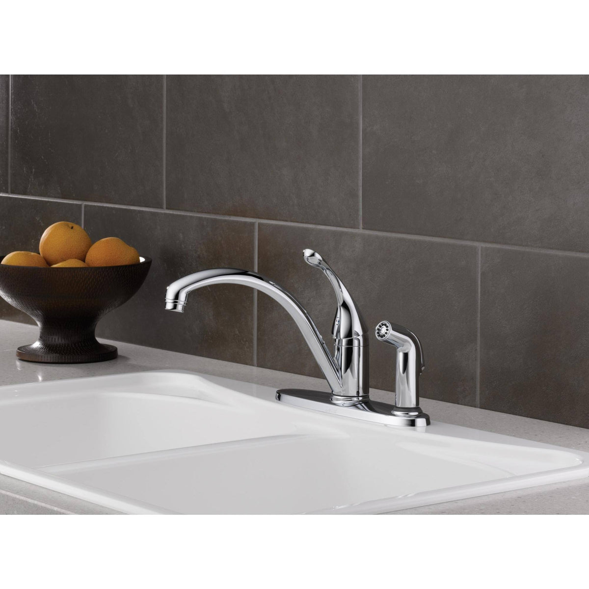 Chrome Single Handle Kitchen Faucet with Integral Spray I817