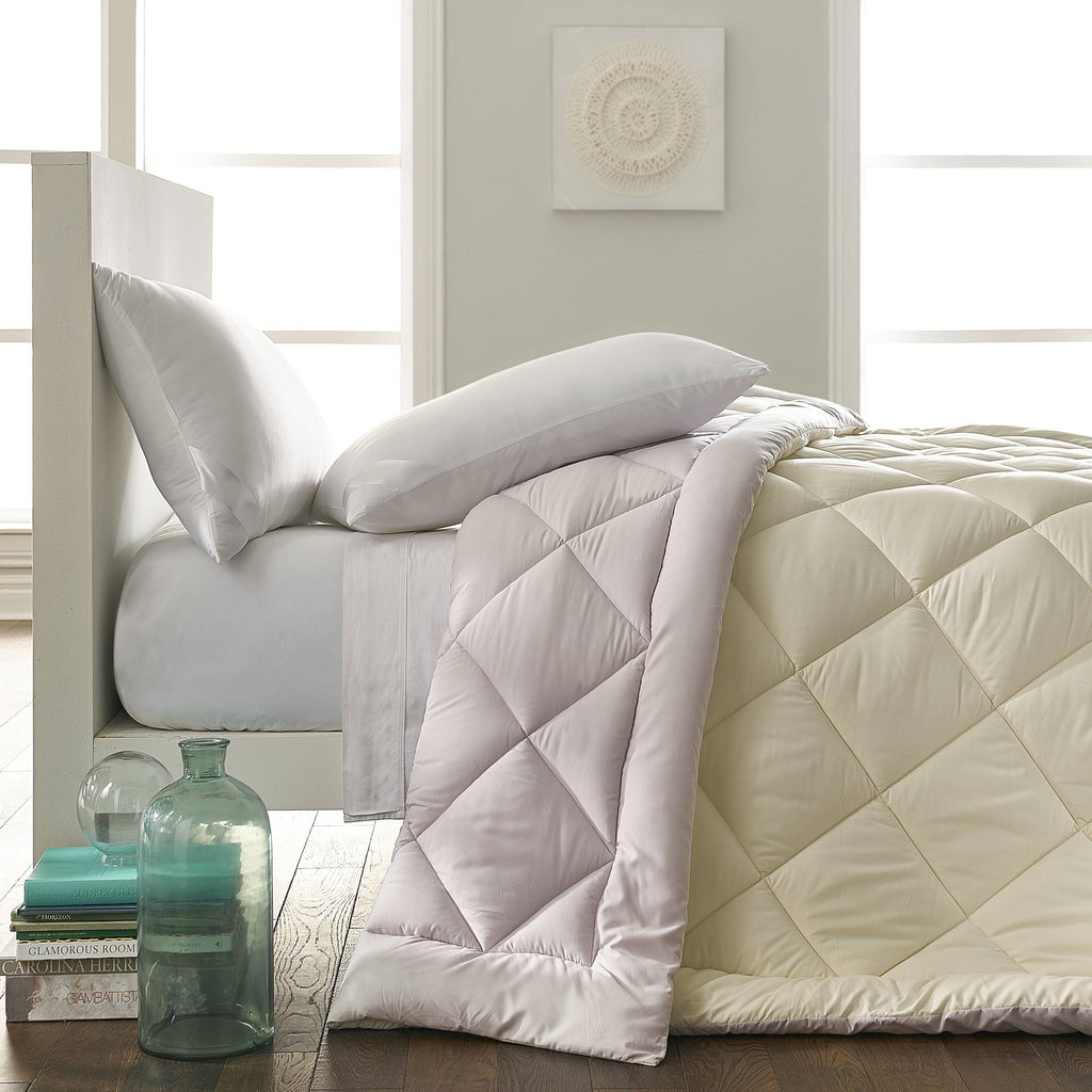 Lavender Down Alternative Comforter King Cal King K5335