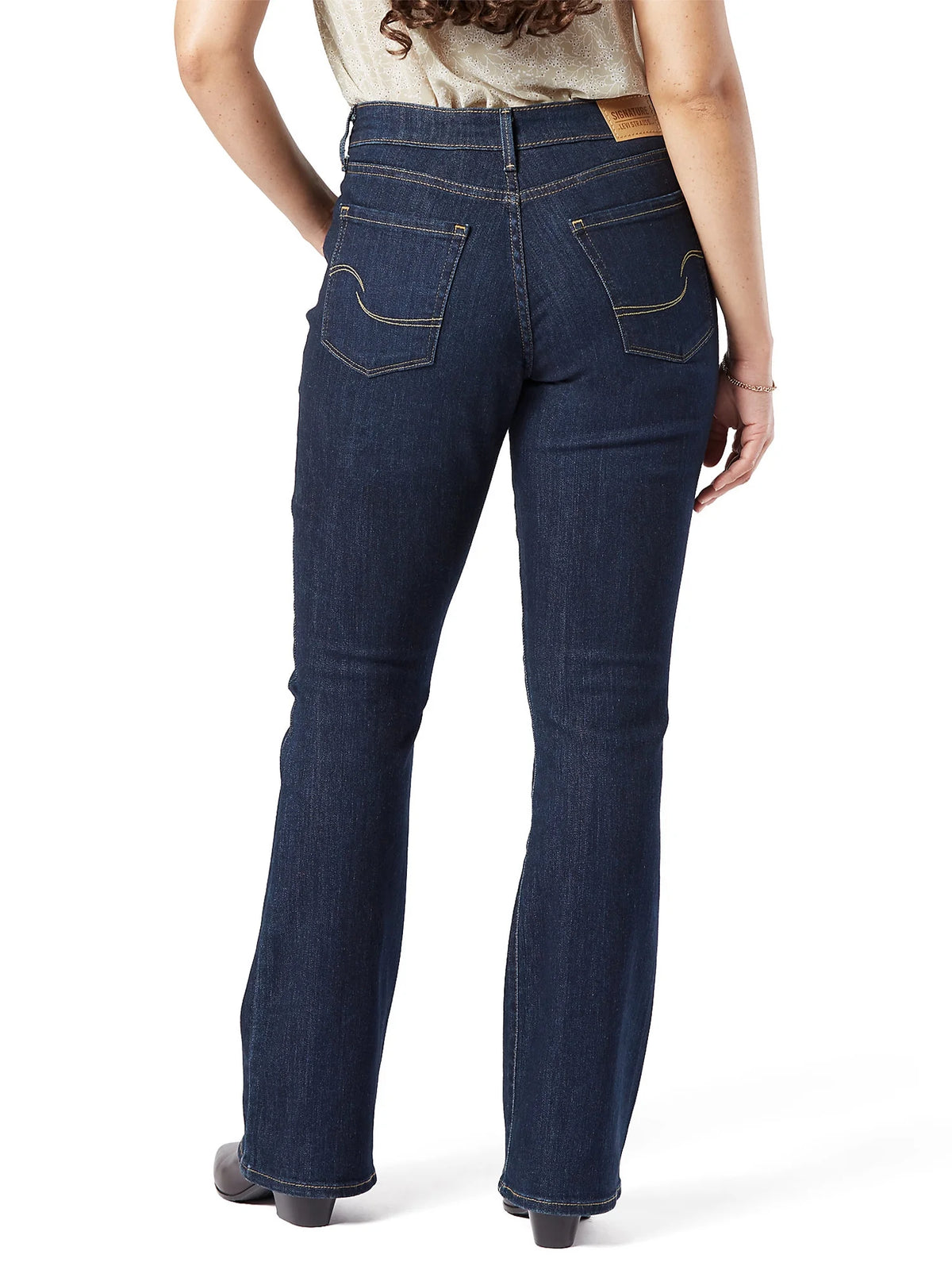 Women's Mid Rise Bootcut Jeans U1795