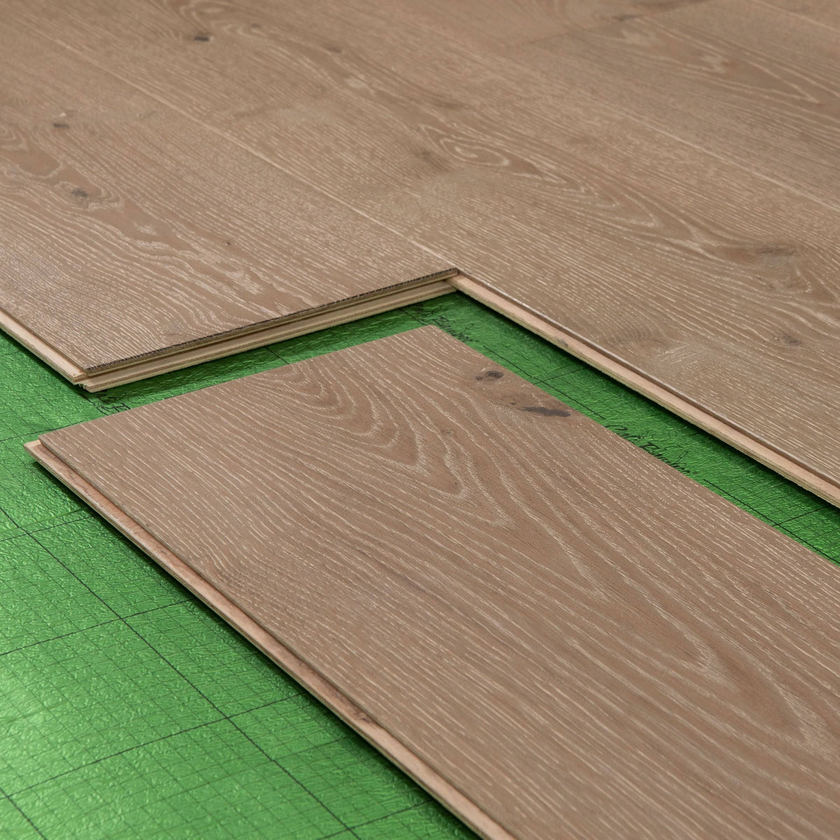 19/32 in. T x 9-1/2 in. W x Varying L Extra Wide TG Engineered Hardwood Flooring Q8052